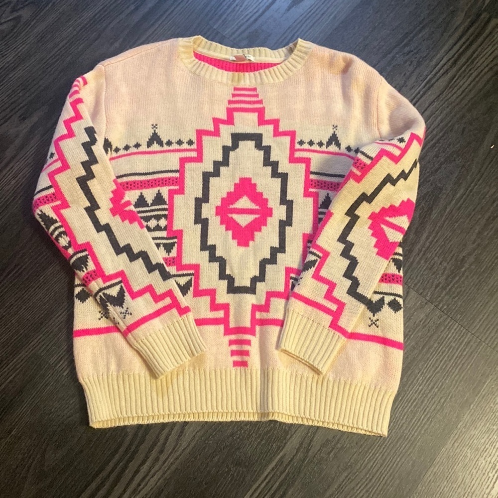 🍍FOREVER 21🍍Sweater🍍size medium 🍍B-2